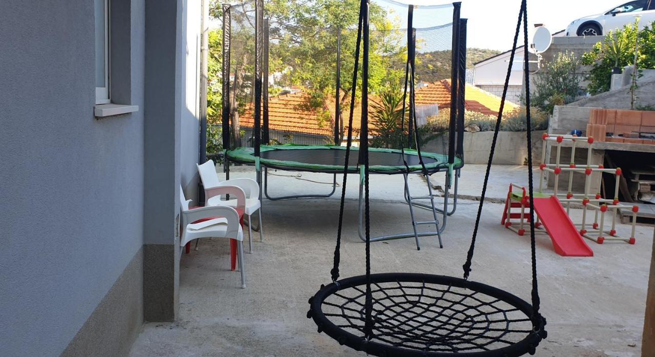 Apartment Adam ザヴァラティサ エクステリア 写真