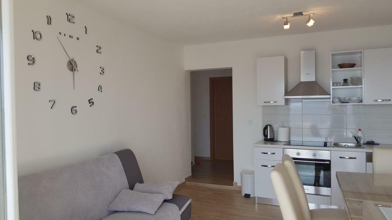 Apartment Adam ザヴァラティサ エクステリア 写真